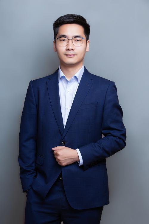 褚百胄 后期制作总监